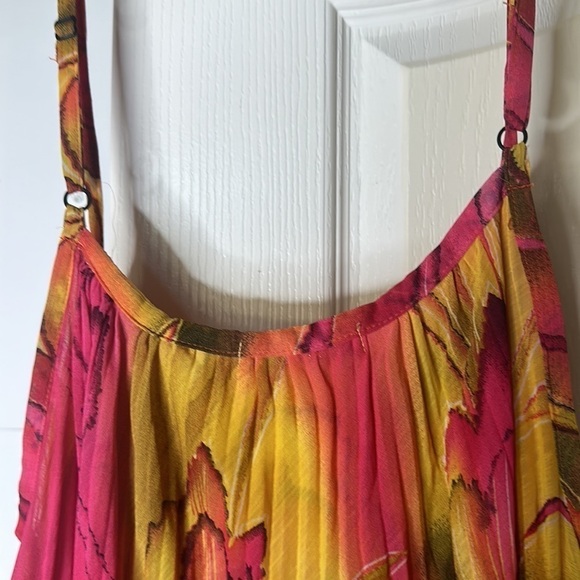 Multi-Color Printed Pleated Free-Flowing Dress - Picture 7 of 15